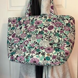 Vera Bradley Grand Tote